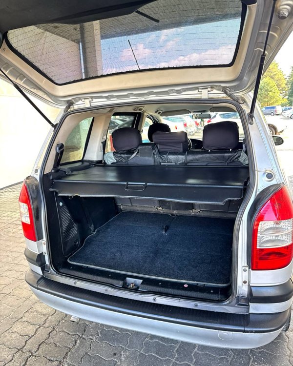 Opel Zafira A - Image 14