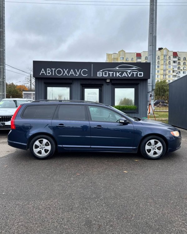 Volvo V70 III - Image 7