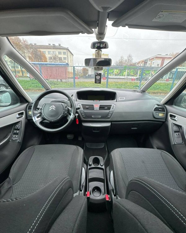 Citroen C4 Grand Picasso - Image 10