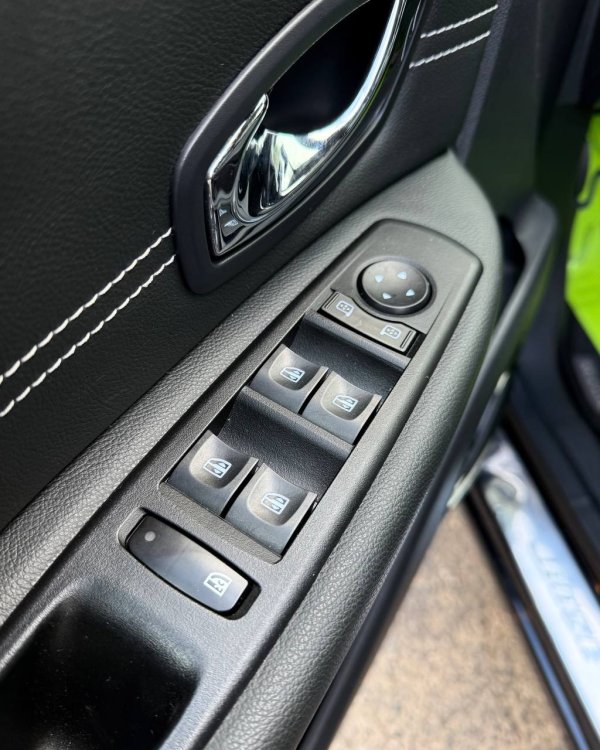 Renault Grand Scenic III · Рестайлинг - Image 17