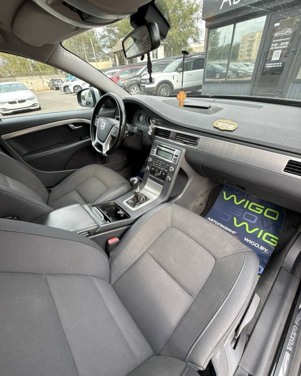 Volvo V70 III - Image 12