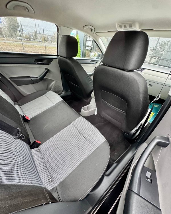 SEAT Toledo IV - Image 13