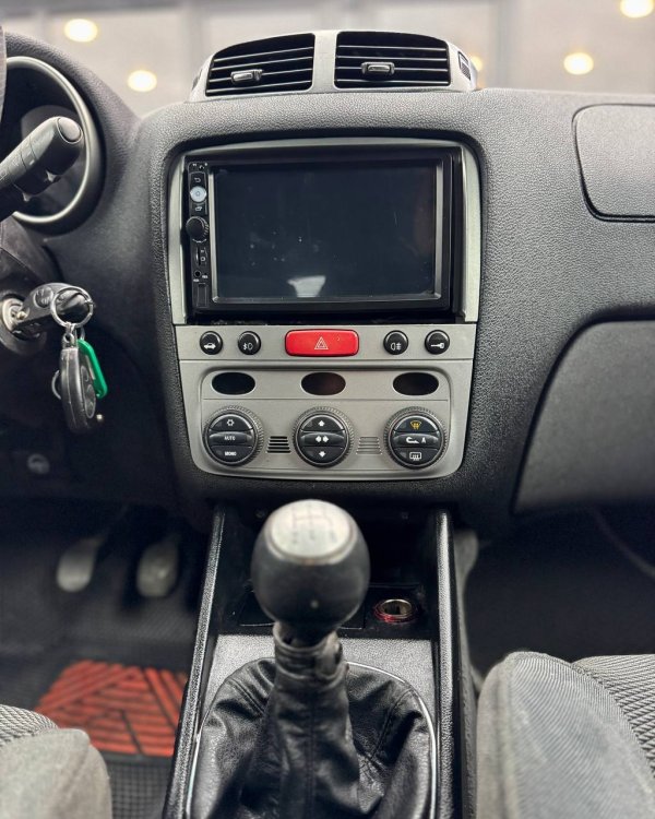 Alfa Romeo 147 I - Image 16