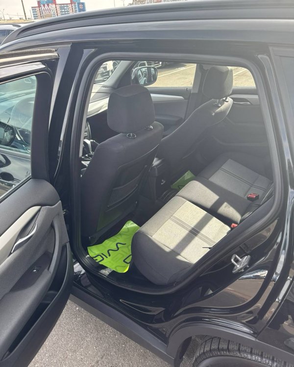 BMW X1 E84 - Image 12