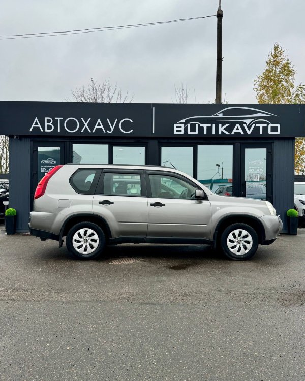 Nissan X-Trail II (T31) - Image 8