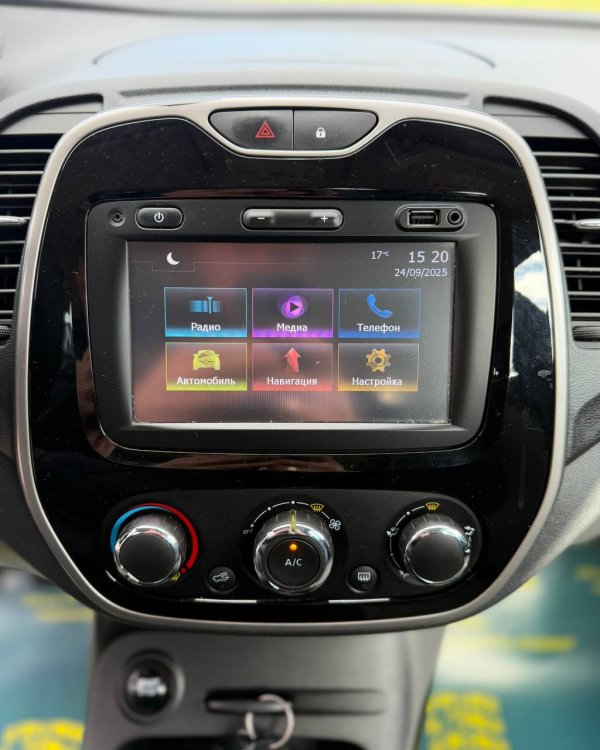 RENAULT CAPTUR - Image 13