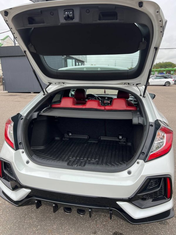 Honda Civic X - Image 16