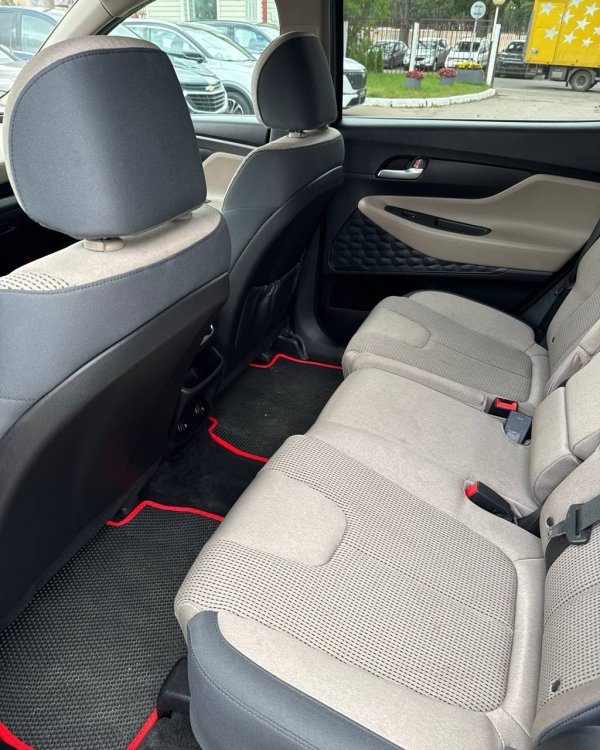 Hyundai Santa Fe TM - Image 11
