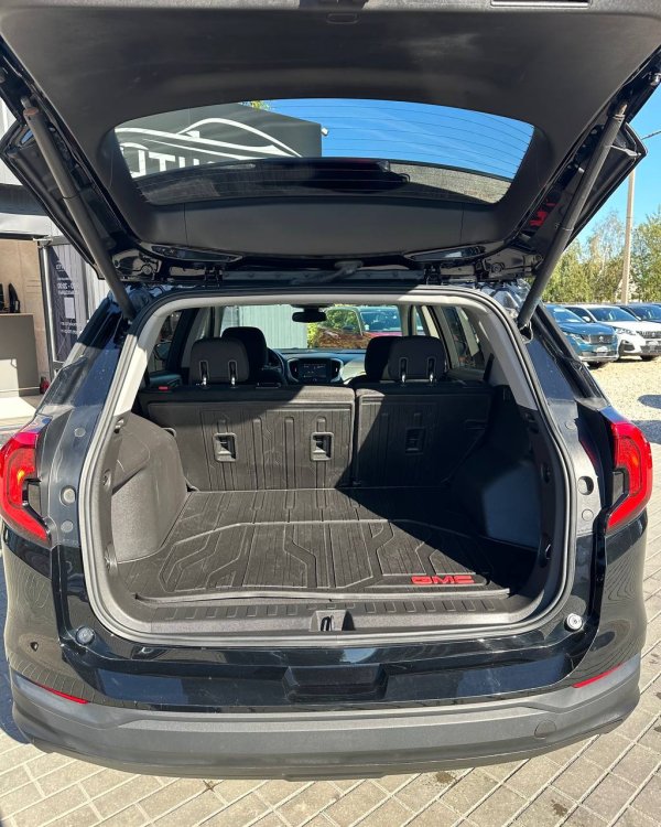 GMC Terrain II - Image 17