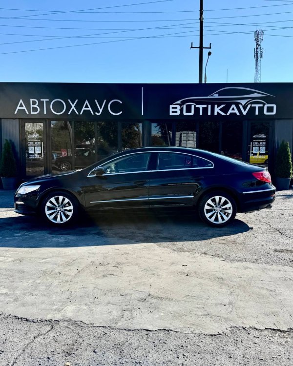 VOLKSWAGEN PASSAT CC - Image 8