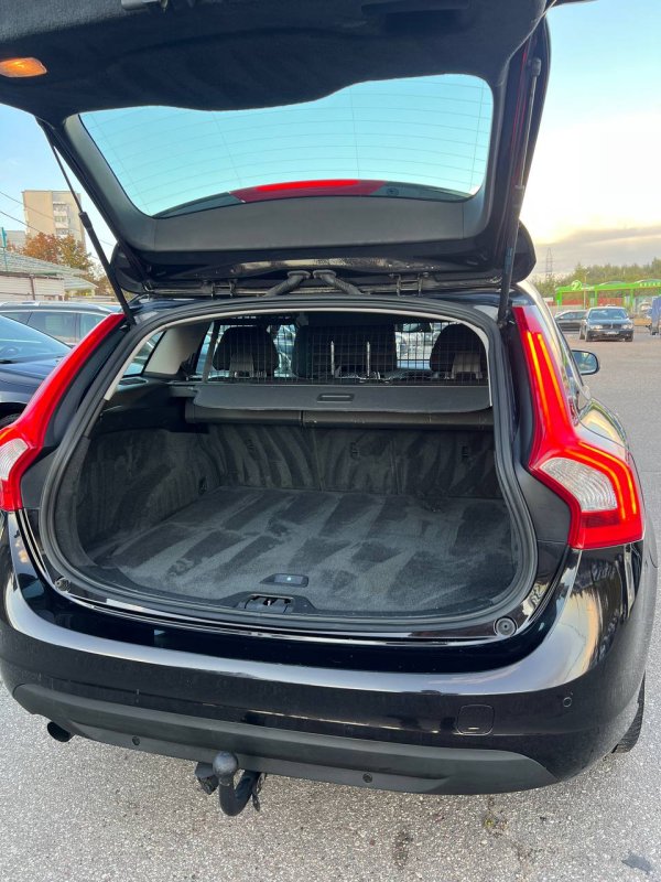 Volvo V60 I - Image 16