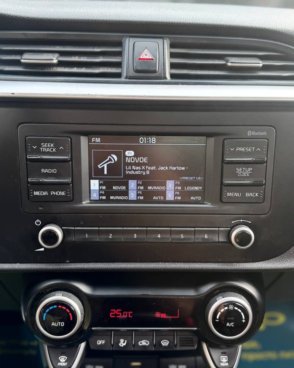 Kia Rio - Image 16