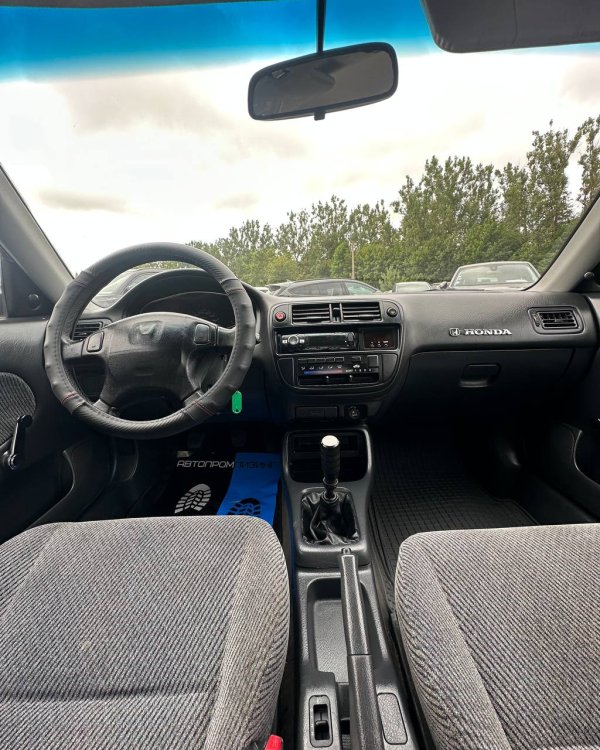 Honda Civic VI - Image 9