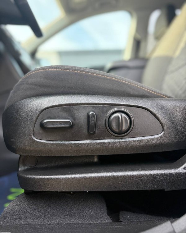 Chevrolet Equinox III - Image 22