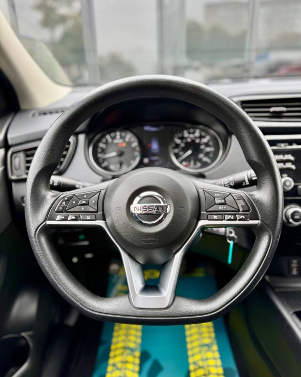 Nissan Rogue Sport I - Image 15