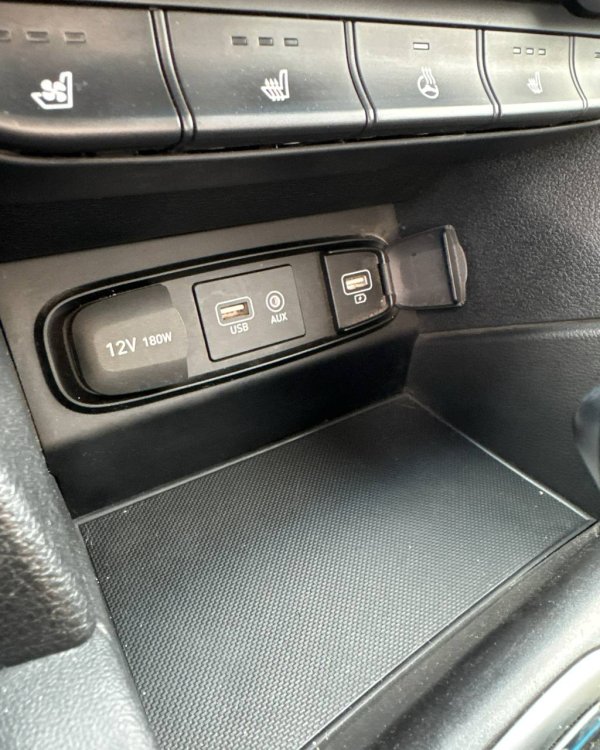 Hyundai Santa Fe TM - Image 22