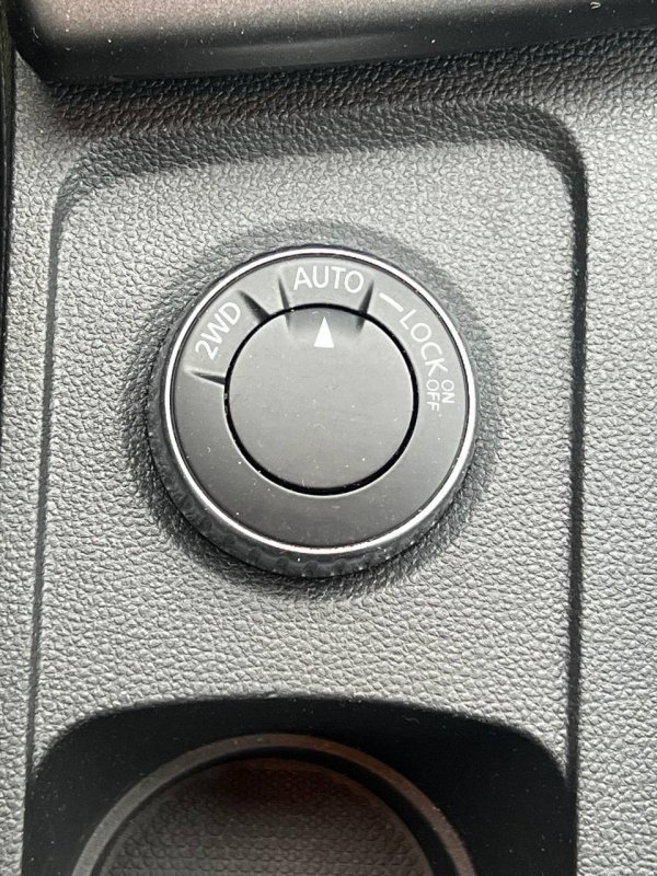 Renault Duster II - Image 12