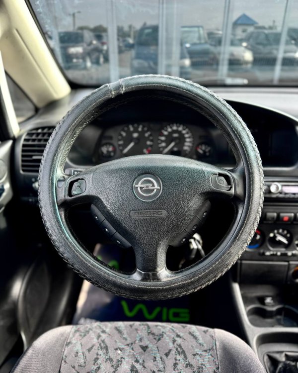 Opel Zafira A - Image 15
