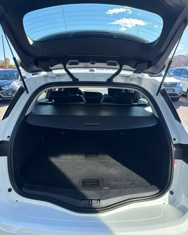 Renault Megane IV · Рестайлинг - Image 12