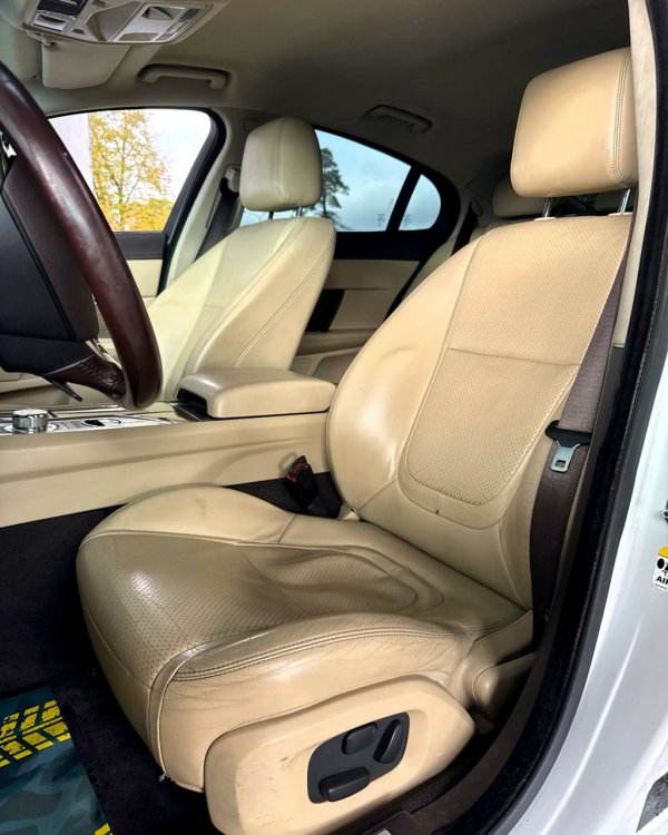 Jaguar XF X250 · Рестайлинг - Image 10