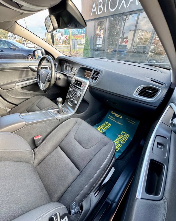 Volvo V60 I - Image 14