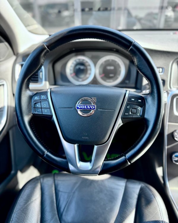 Volvo V60 I - Image 15