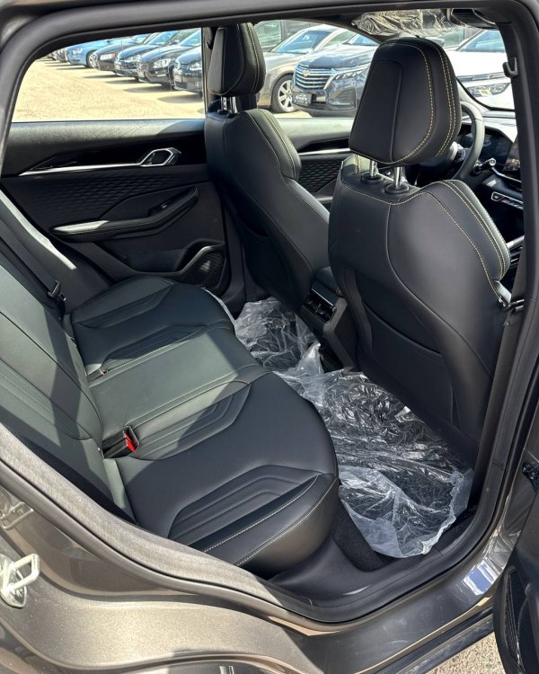 GEELY COOLRAY - Image 14