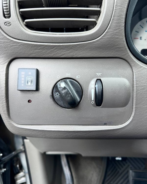 Chrysler Voyager IV - Image 17