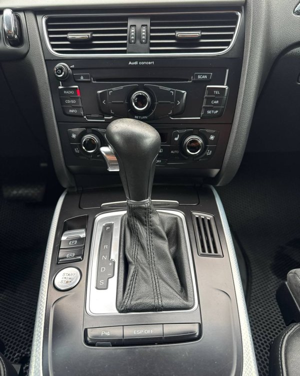 Audi A4 B8 - Image 16