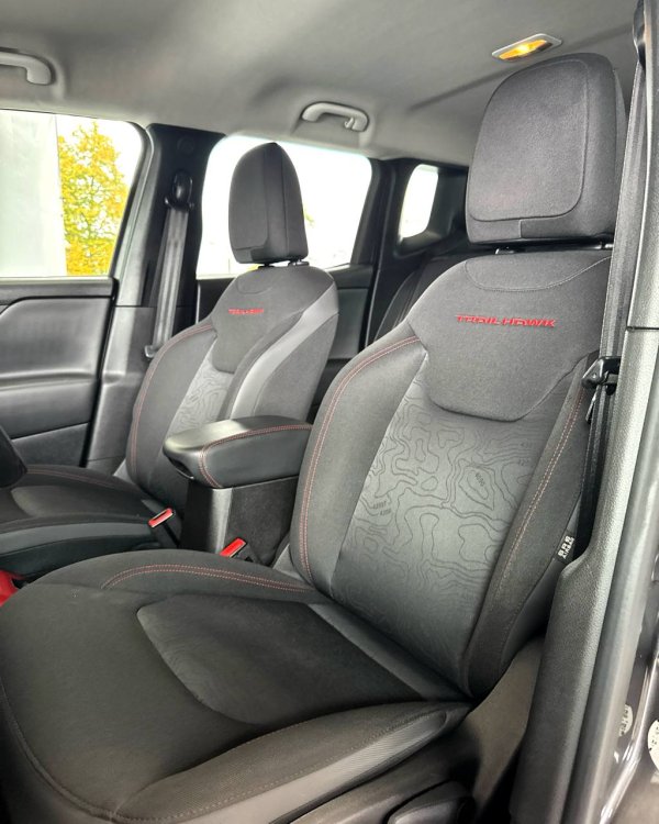 Jeep Renegade I · Рестайлинг - Image 10