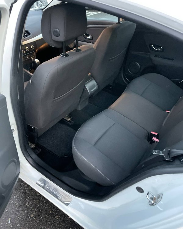 Renault Fluence I - Image 14
