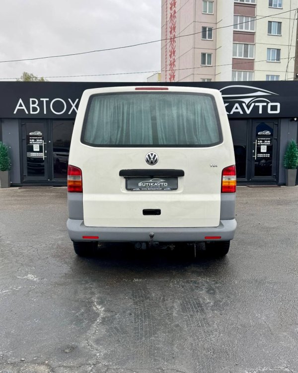 Volkswagen Transporter T5 - Image 6
