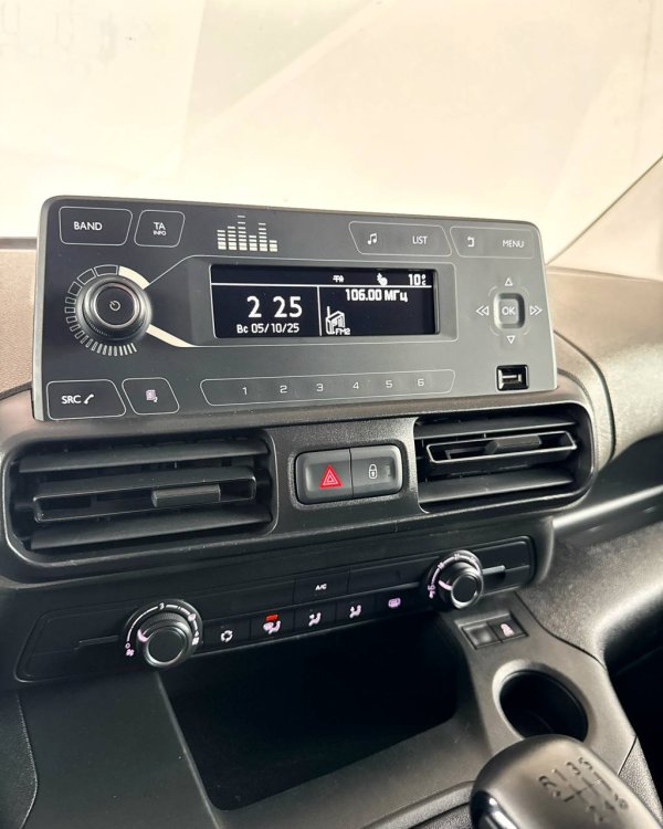 Peugeot Rifter  I - Image 12