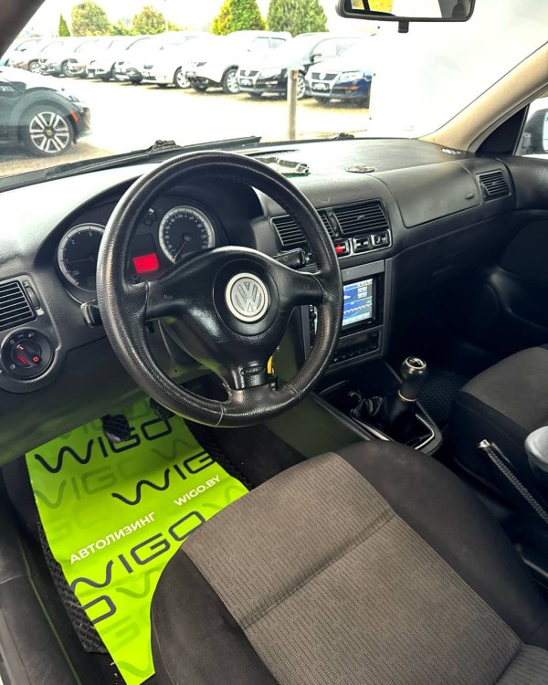 Volkswagen Golf IV - Image 11