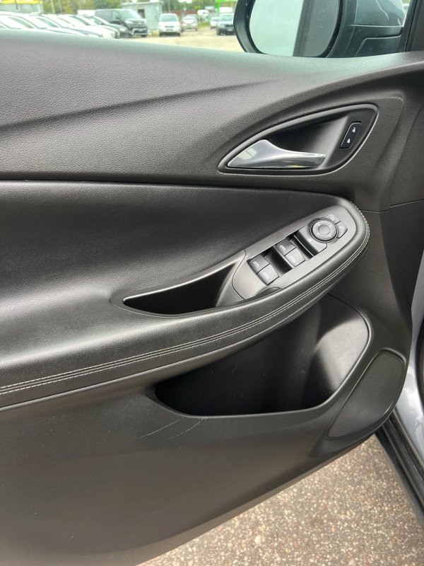 Buick Encore GX I - Image 10