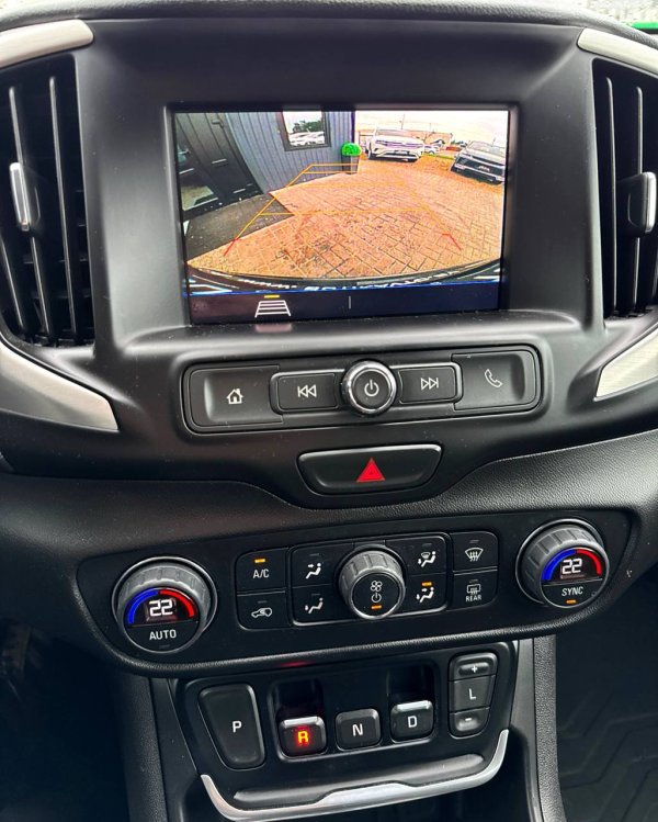 GMC Terrain II - Image 14