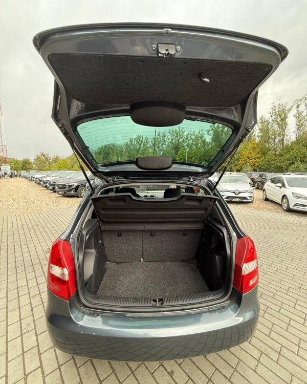 Skoda Fabia 5J - Image 10