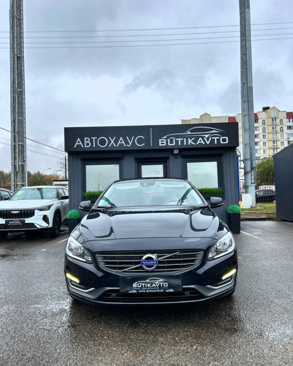 Volvo V60 I · Рестайлинг - Image 2