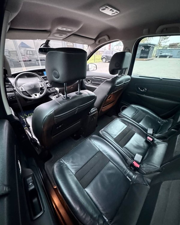 Renault Grand Scenic III · 2-й рестайлинг - Image 11