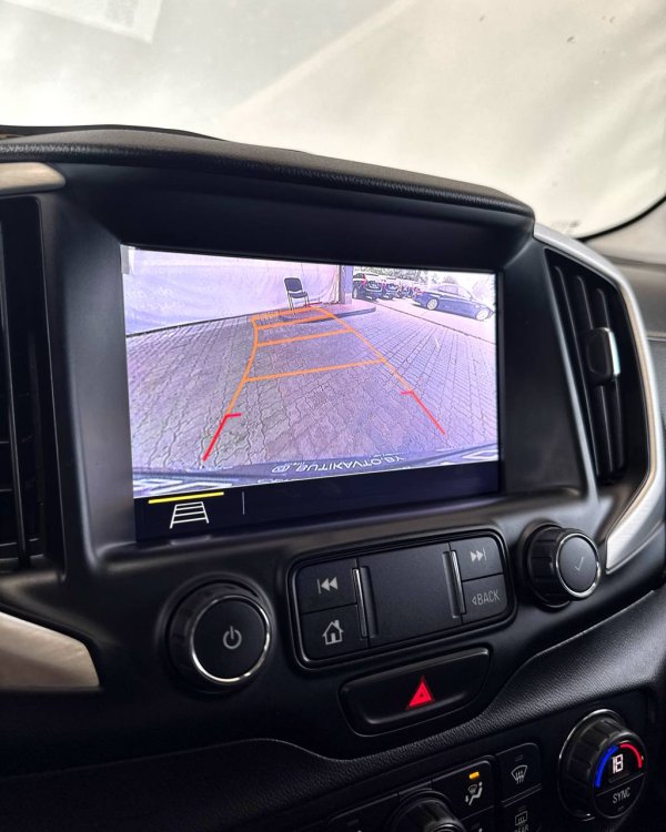 GMC Terrain II - Image 12