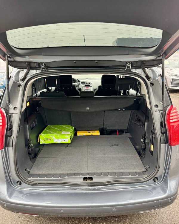 Peugeot 5008 I - Image 14