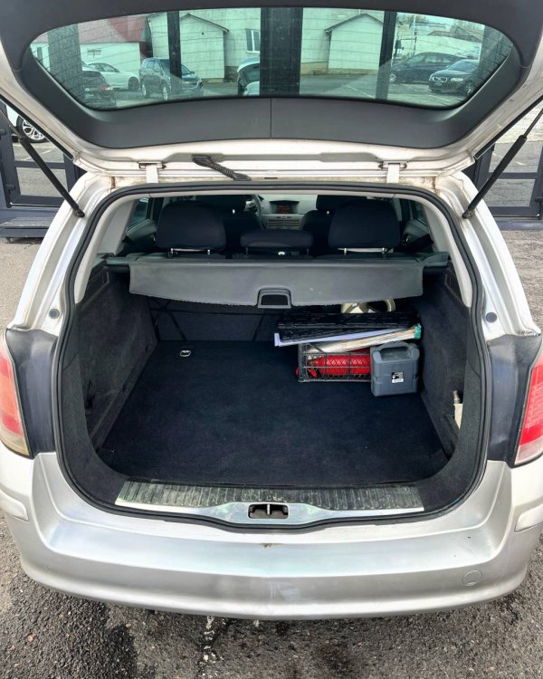 Opel Astra H - Image 12