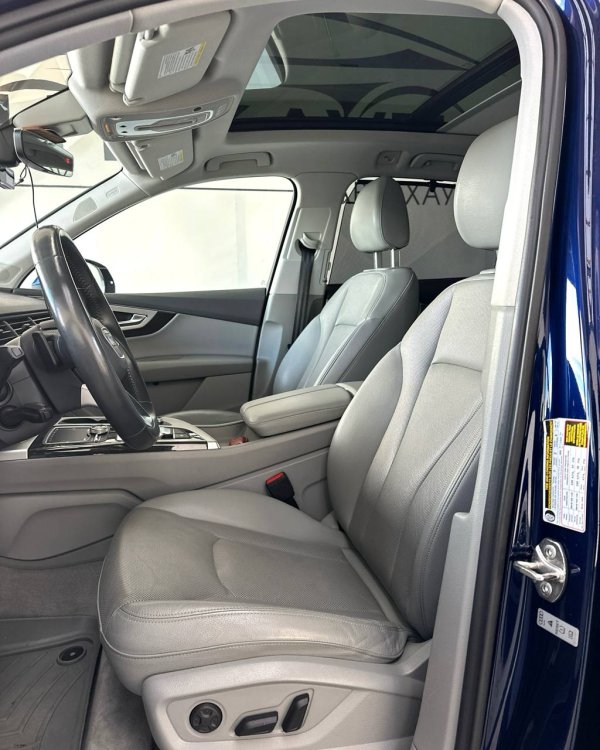 Audi Q7 4M - Image 13