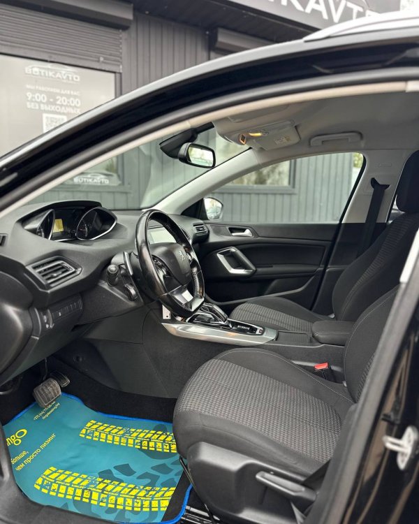 Peugeot 308 T9 · Рестайлинг - Image 7