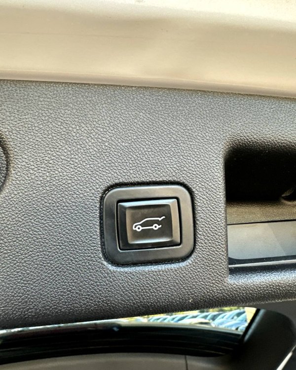 Chevrolet Equinox III - Image 21