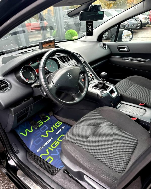 Peugeot 5008 I - Image 9