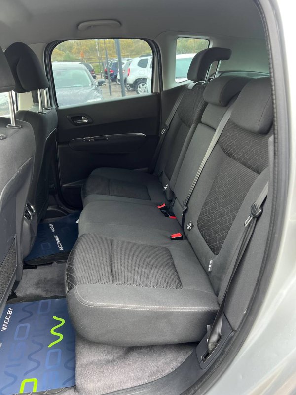 Peugeot 3008 I · Рестайлинг - Image 14