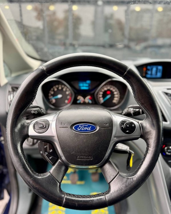 Ford Grand C-Max I - Image 15