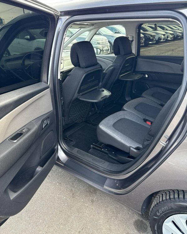 Citroen C4 Picasso II · Рестайлинг - Image 14