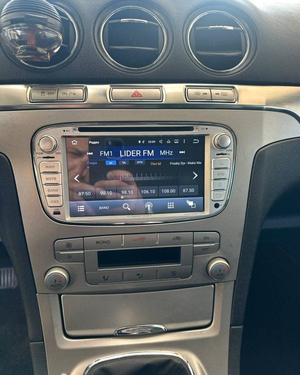 Ford S-MAX I - Image 14